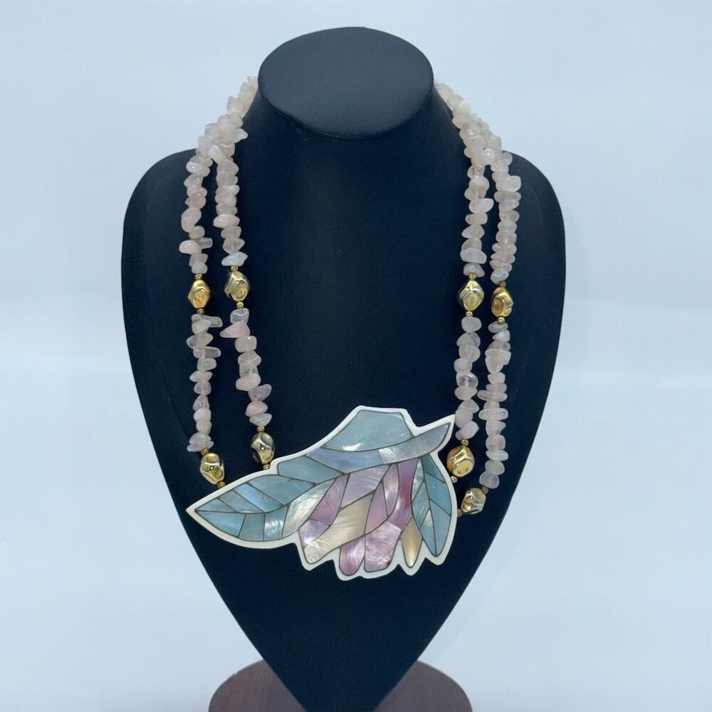 Vintage Rose Quartz & Mother of Pearl Inlay Pendant Necklace‎ Gold Tone